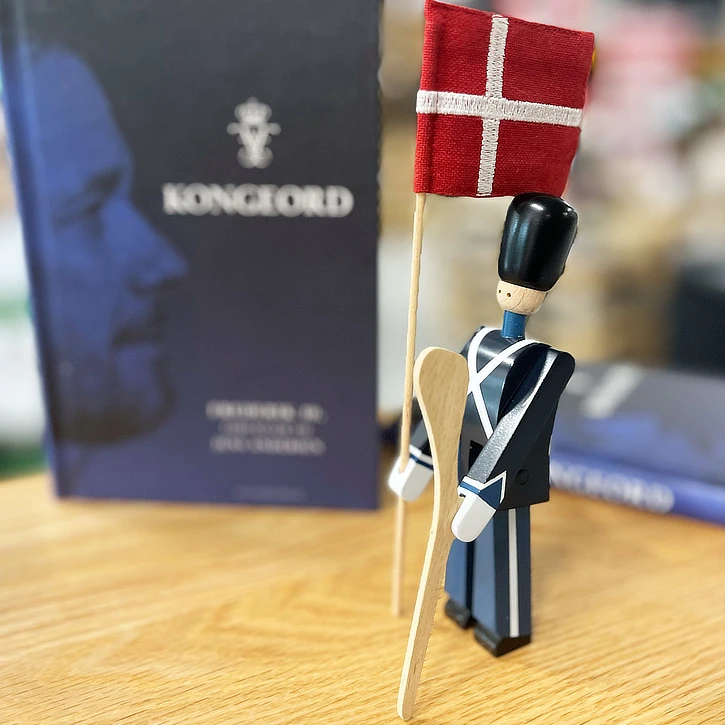 Konge ord og Kay Bojesen Garder